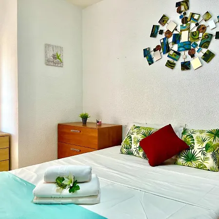 Beach House Two By Gloove شقة